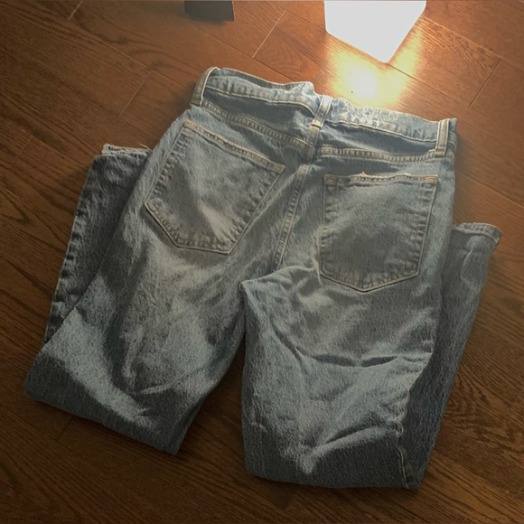 Gap - High Rise Cheeky Straight Jean - Picture 3 of 5